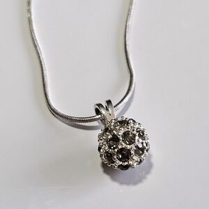 Premier Designs Silver Plated Crystal Ball Pendant Necklace 18-20"